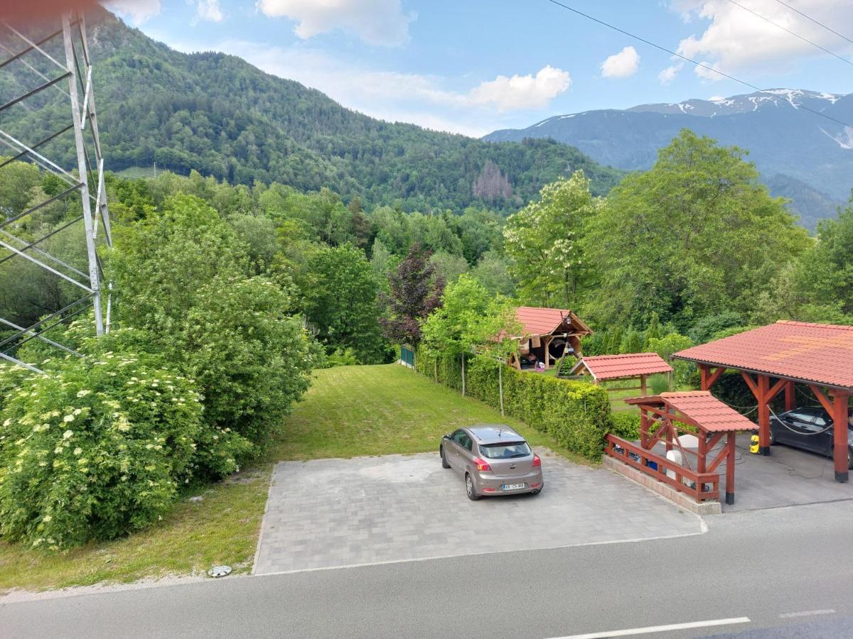 Apartma Sava-Stol Jesenice Buitenkant foto